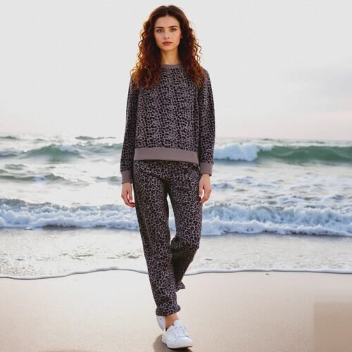 Ladies Sweatshirt with wide leg Pants